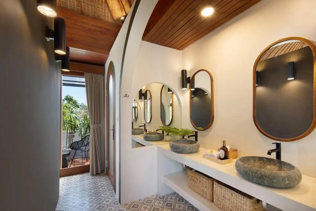 Villa Pawikan Gorgeous 4 Beds Villa In The Heart Of Seminyak