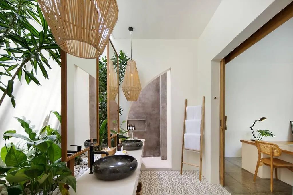 Villa Pawikan Gorgeous 4 Beds Villa In The Heart Of Seminyak