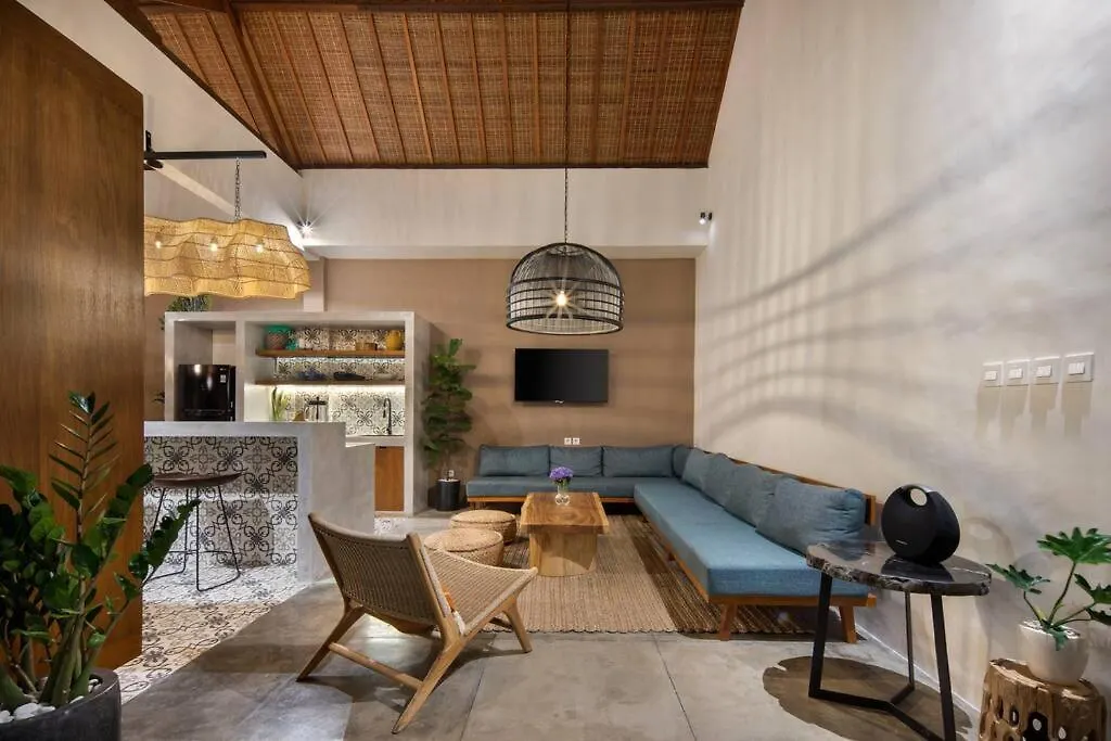 Villa Pawikan Gorgeous 4 Beds Villa In The Heart Of Seminyak