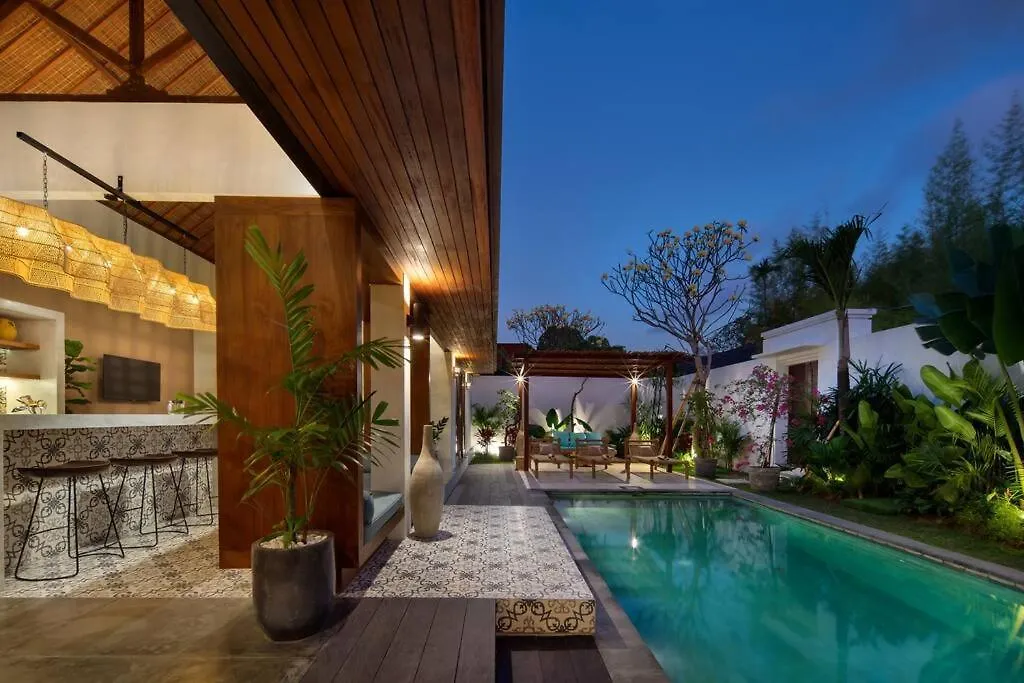 Villa Pawikan Gorgeous 4 Beds Villa In The Heart Of Seminyak